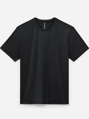 Ten Thousand Men’s Foundation Short Sleeve Shirt (Black S) performance tee
